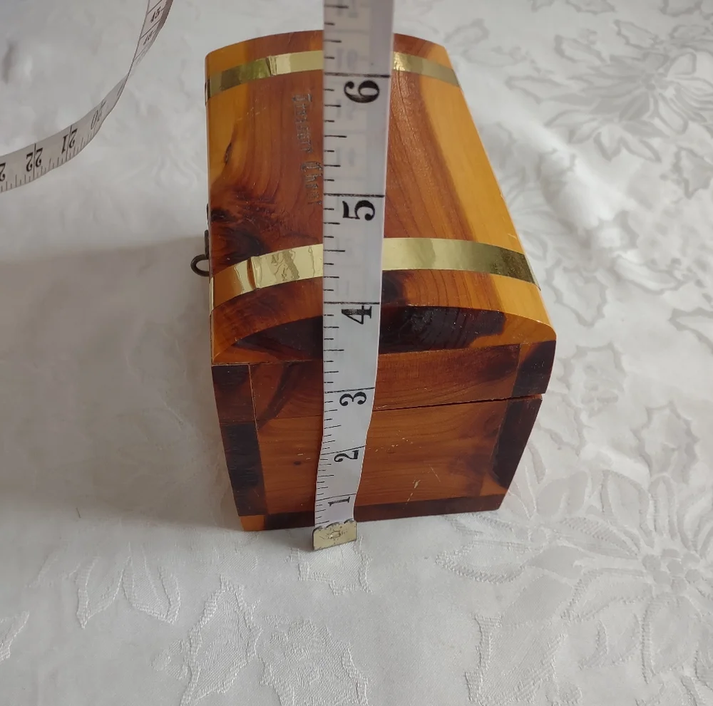 Cedar Treasure Chest